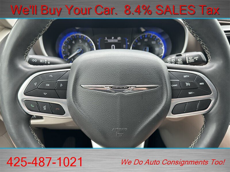 Used 2022 Chrysler Voyager LX FWD image 16