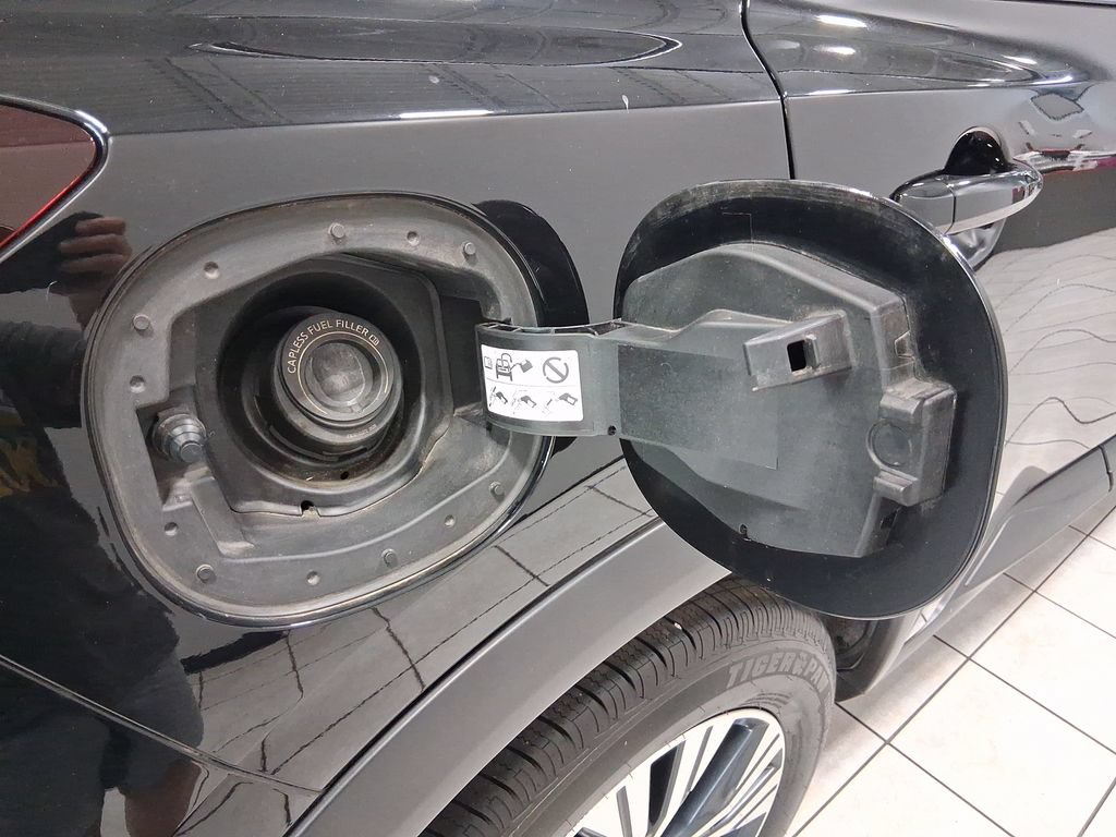 Used 2023 Nissan Rogue SV AWD/4WD image 50