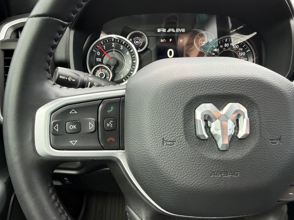 Used 2022 RAM 1500 Big Horn AWD/4WD image 15