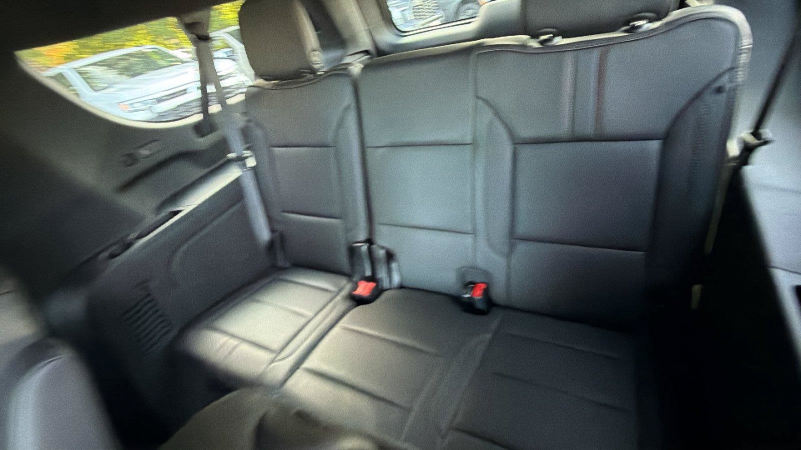 Used 2023 Chevrolet Suburban RST w/ Luxury Package AWD/4WD image 26