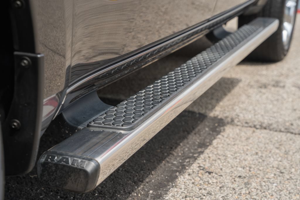 Used 2022 RAM 1500 Big Horn AWD/4WD image 19