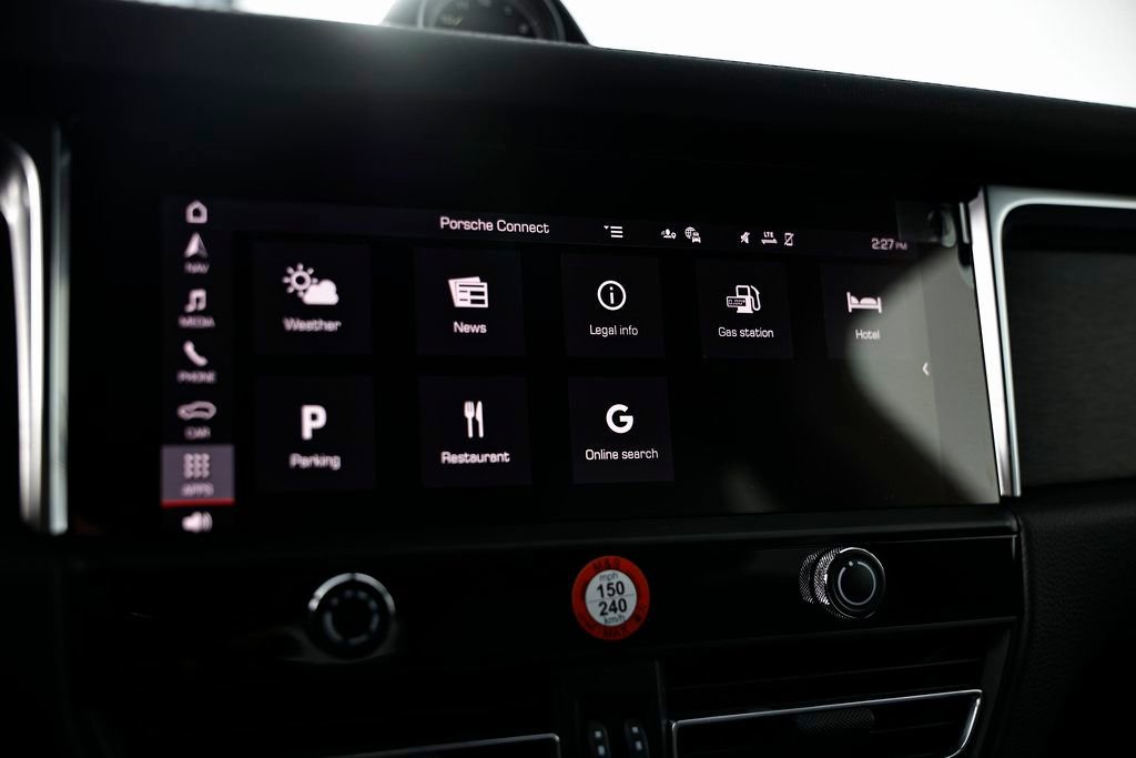 New 2026 Porsche Macan GTS image 39