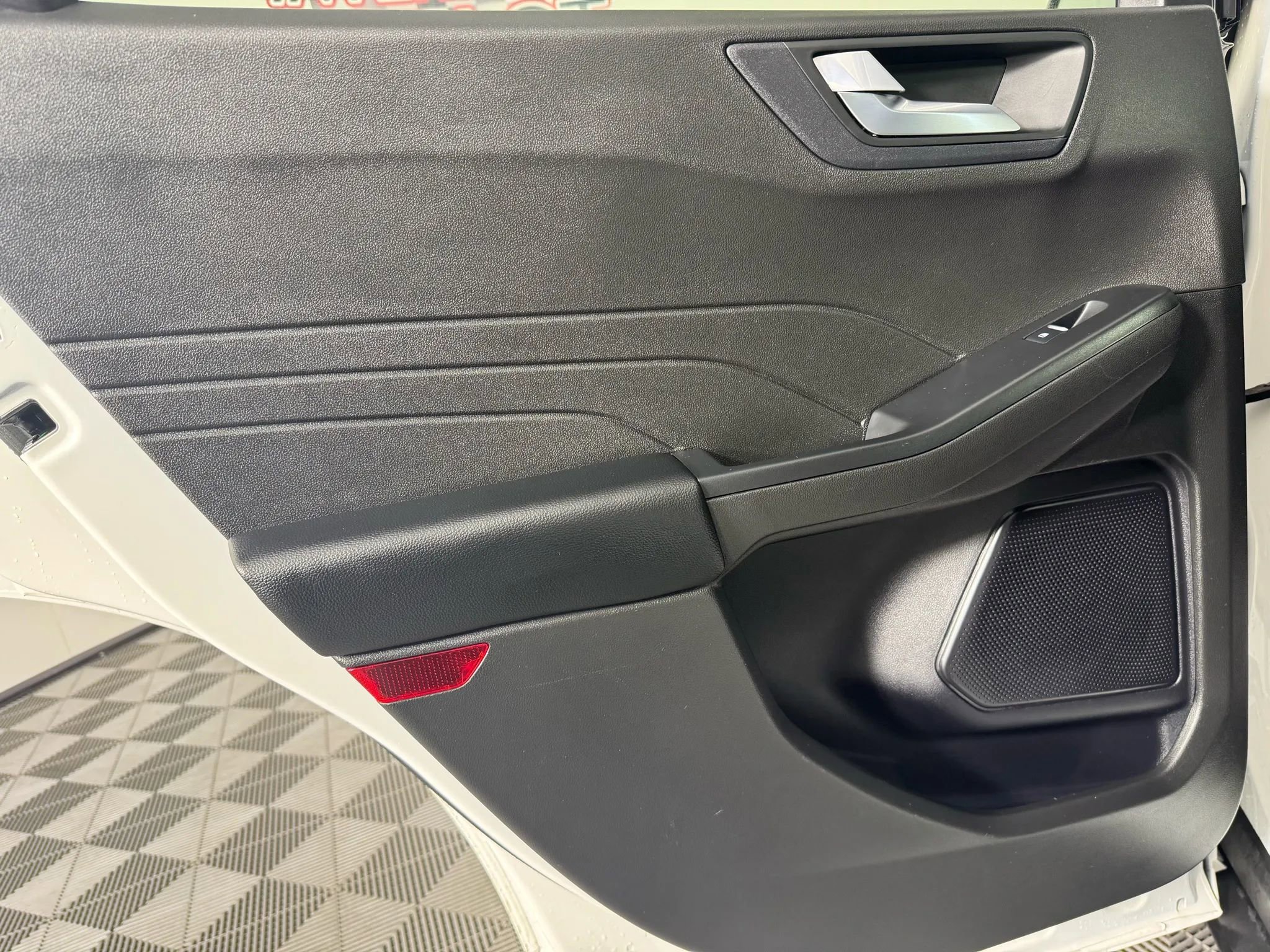 Used 2024 Ford Escape ST-Line w/ Tech Pack #1 image 41