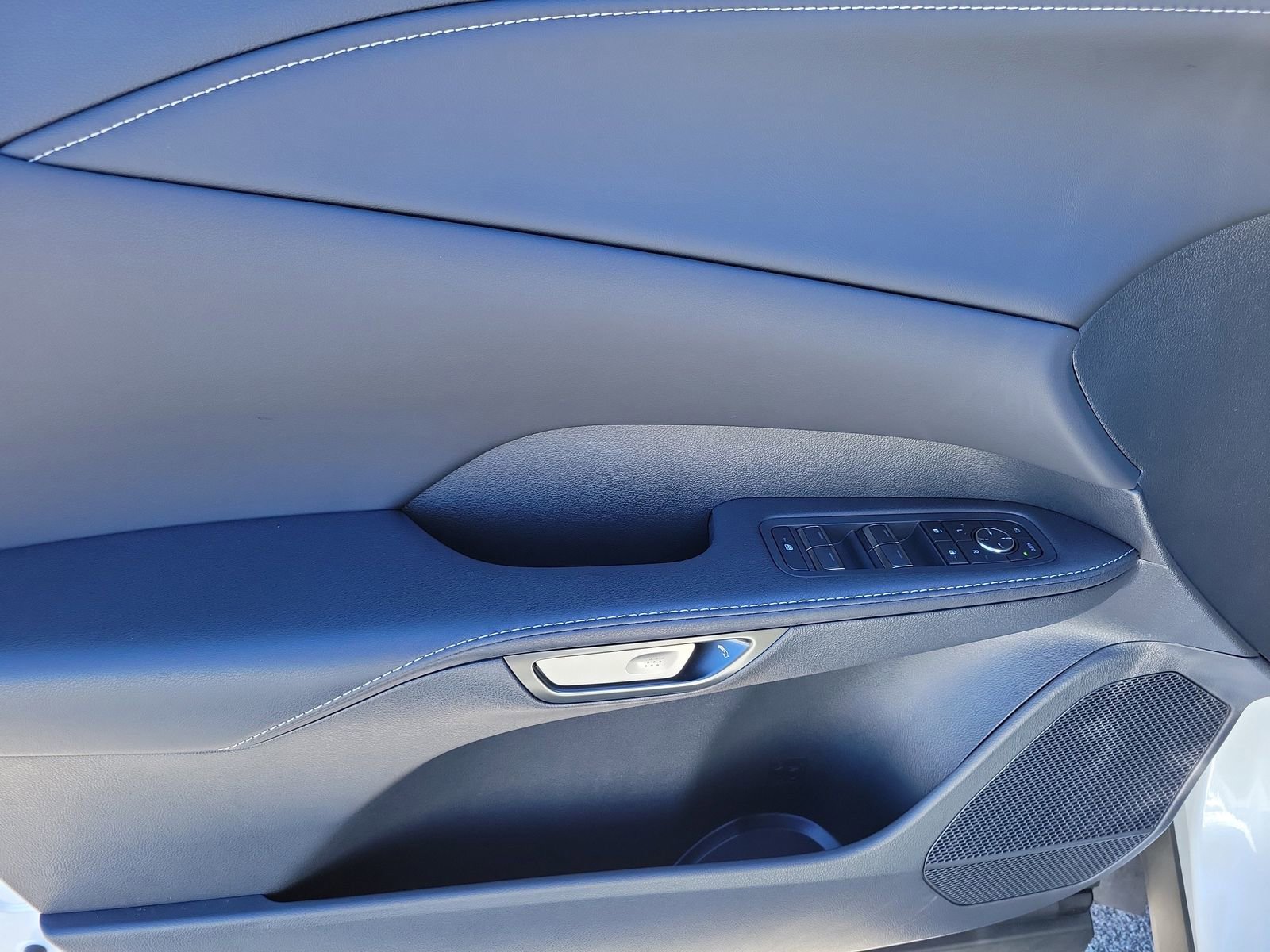 Used 2025 Lexus RX 350 Premium w/ Accessory Package (K3) image 23