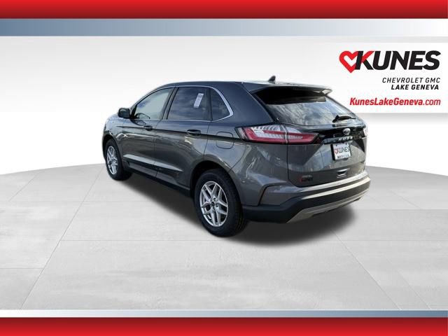 Used 2023 Ford Edge SEL image 7