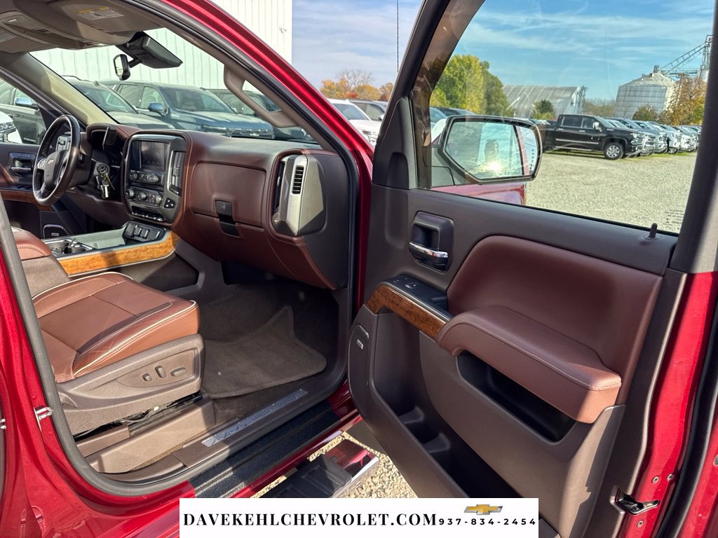 Used 2015 Chevrolet Silverado 1500 High Country w/ High Country Premium Package AWD/4WD image 27