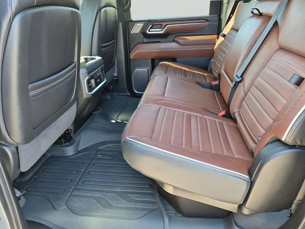 Used 2024 GMC Sierra 3500 Denali Ultimate image 22