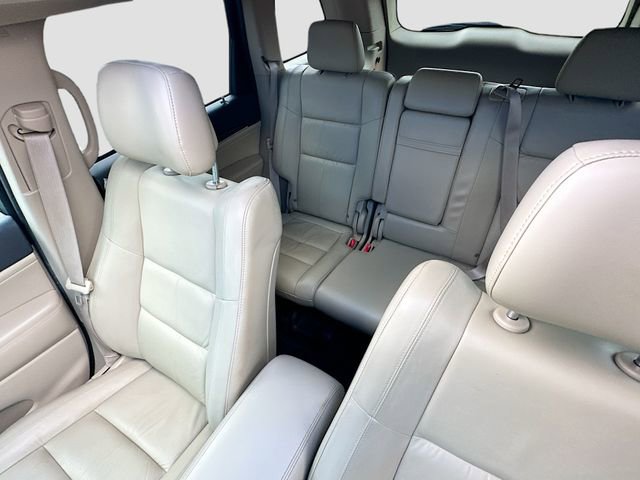 Used 2017 Jeep Grand Cherokee Limited w/ Jeep Active Safety Group image 22