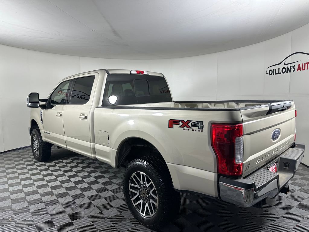 Used 2017 Ford F250 Lariat w/ Lariat Ultimate Package image 4