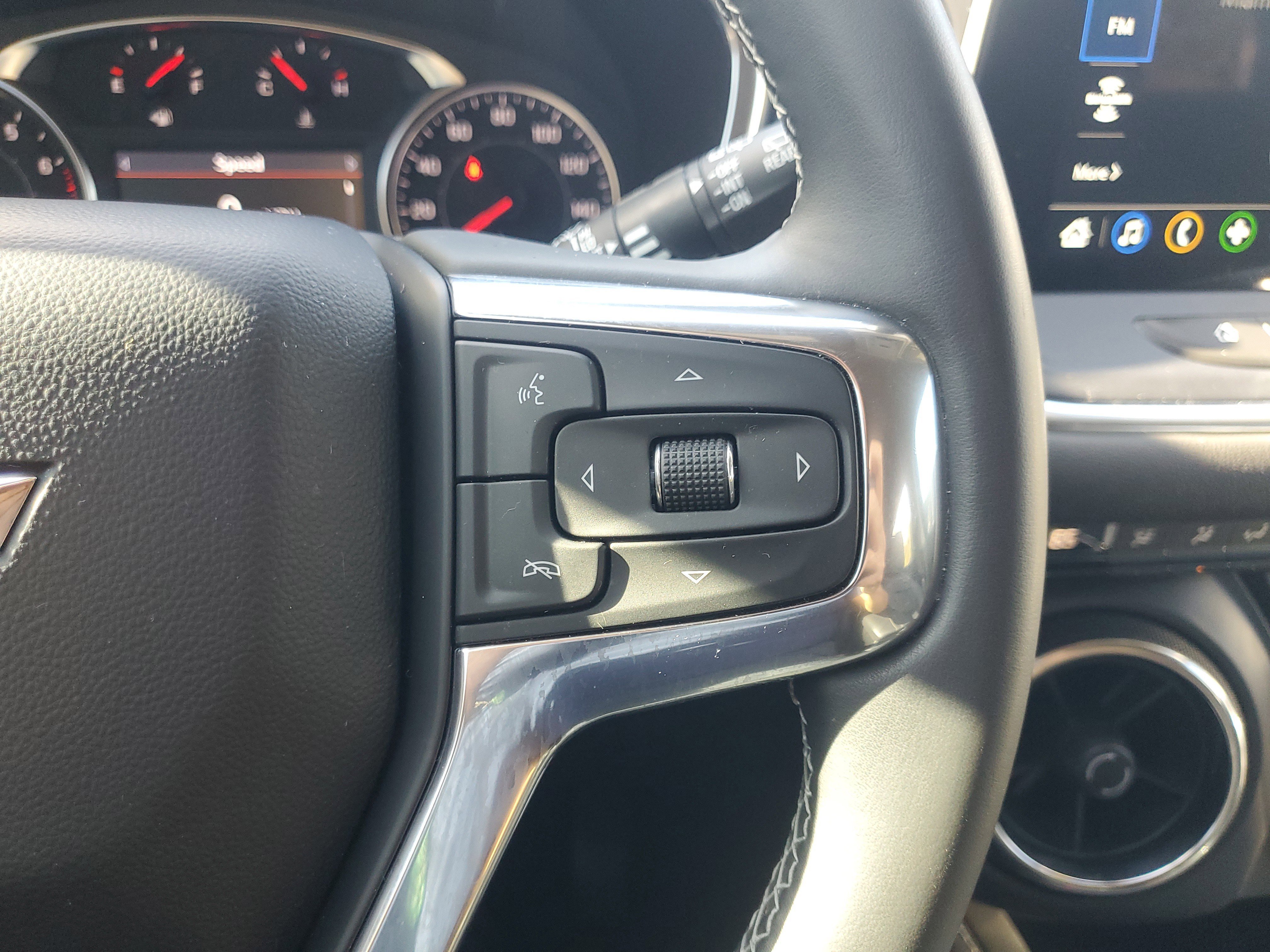 Used 2023 Chevrolet Blazer LT image 22