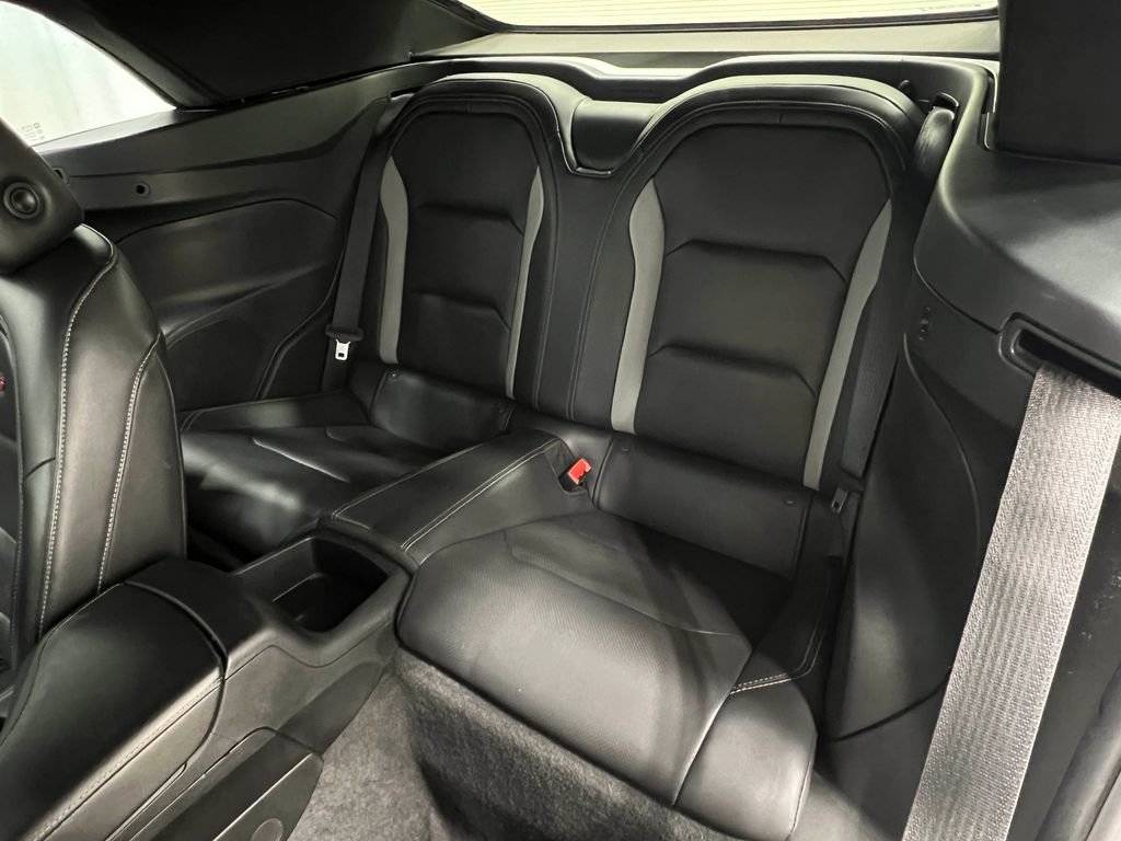 Used 2020 Chevrolet Camaro SS RWD image 30