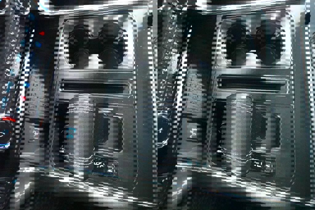 Certified 2023 Ford F150 Lariat w/ Equipment Group 502A High image 17