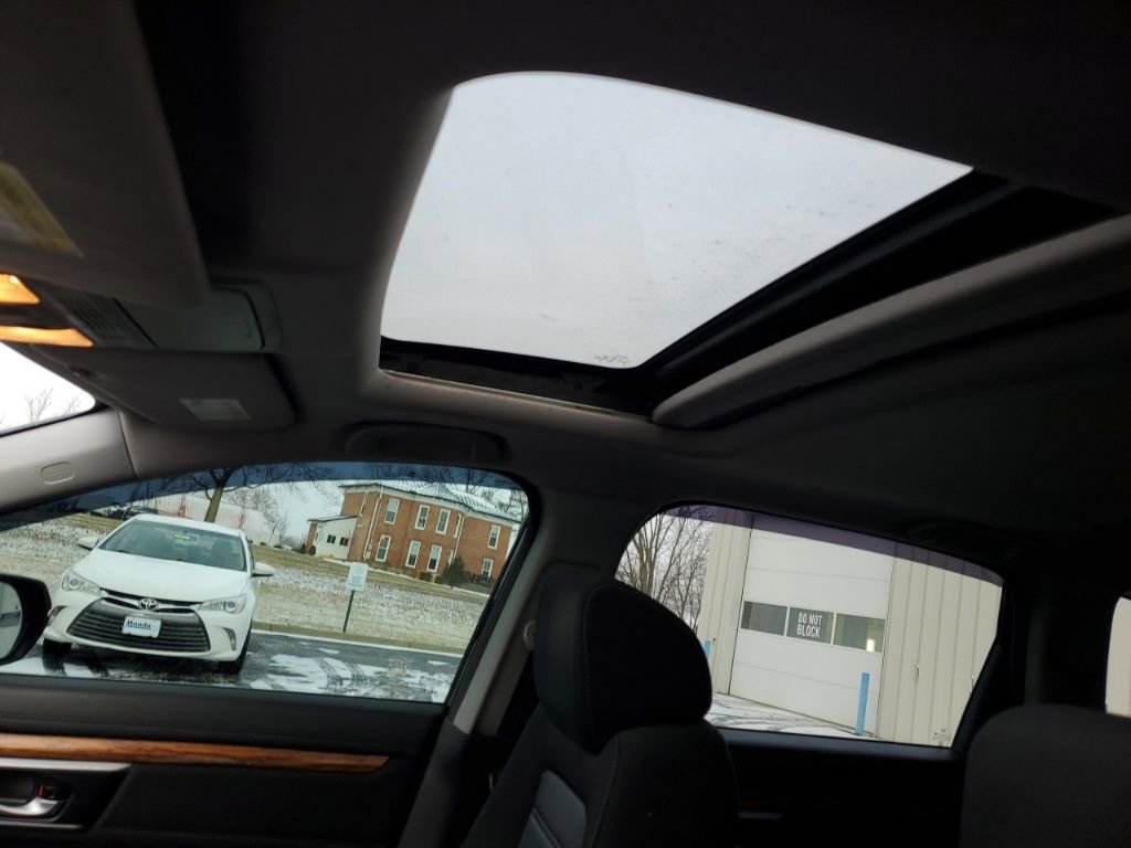 Used 2017 Honda CR-V EX image 14