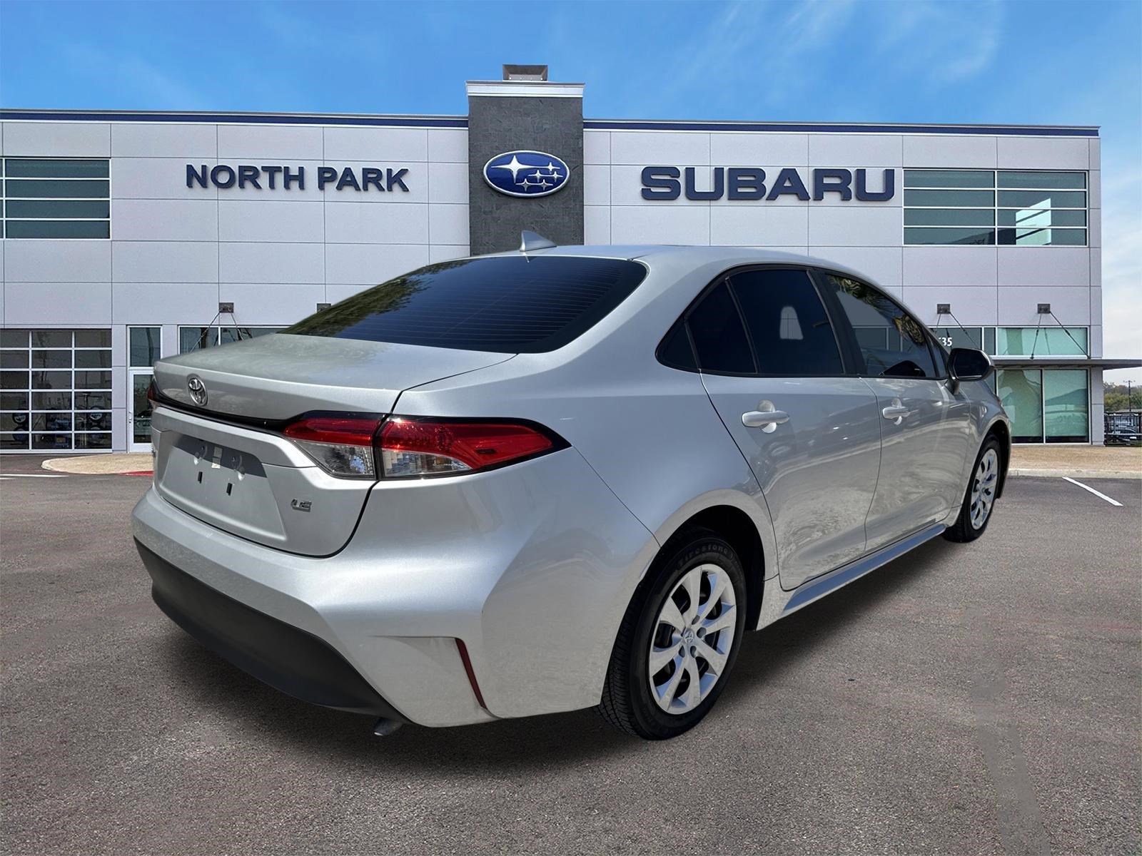 Used 2024 Toyota Corolla LE FWD image 3