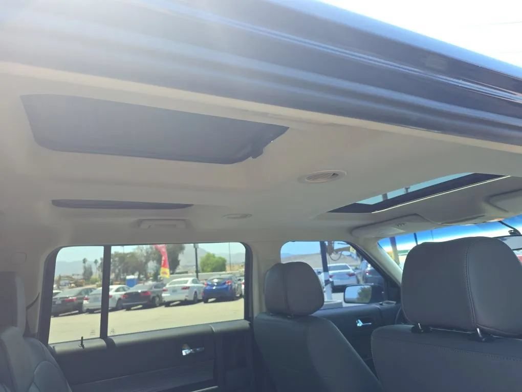 Used 2017 Ford Flex SEL w/ Equipment Group 202A FWD image 19