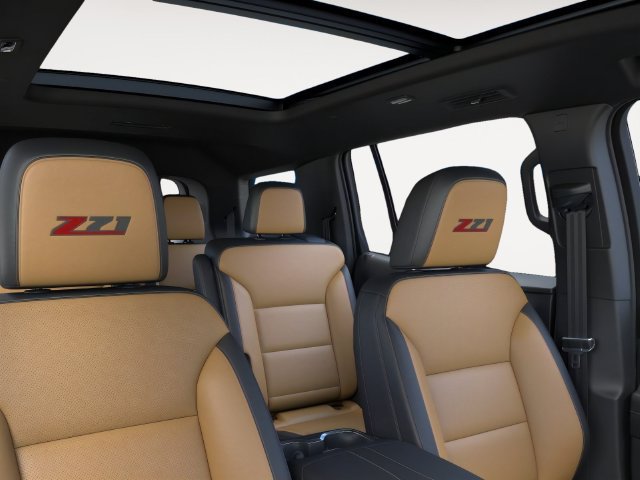 New 2027 Chevrolet Traverse Z71 w/ Enhanced Driving Package AWD/4WD image 24