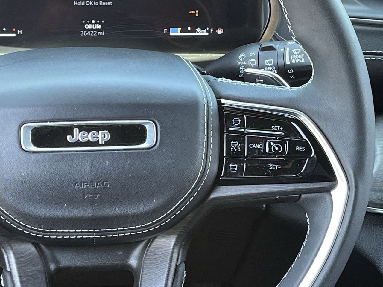 Used 2024 Jeep Grand Cherokee L Overland AWD/4WD image 14