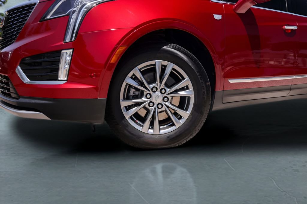 Used 2021 Cadillac XT5 Premium Luxury AWD/4WD image 4