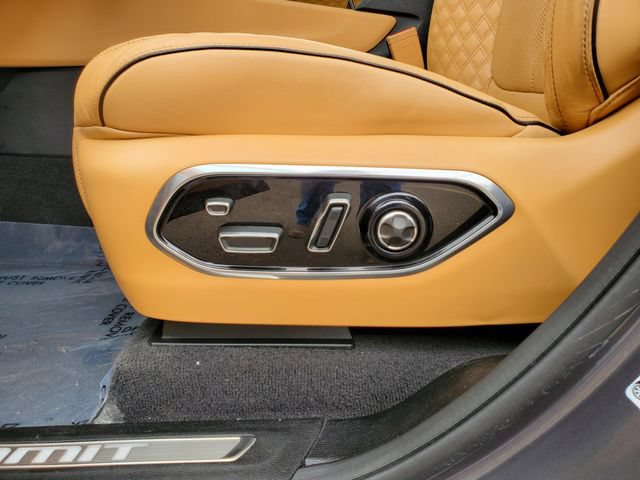 Certified 2022 Jeep Grand Cherokee Summit AWD/4WD image 5