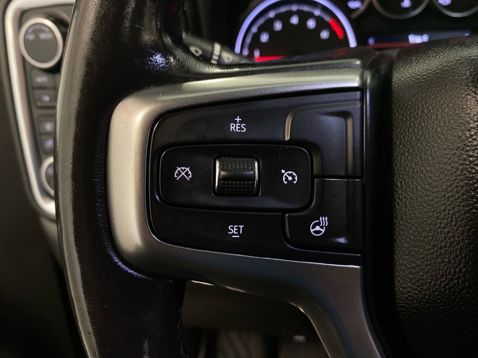 Used 2022 Chevrolet Silverado 2500 LTZ w/ Snow Plow Prep/Camper Package AWD/4WD image 19