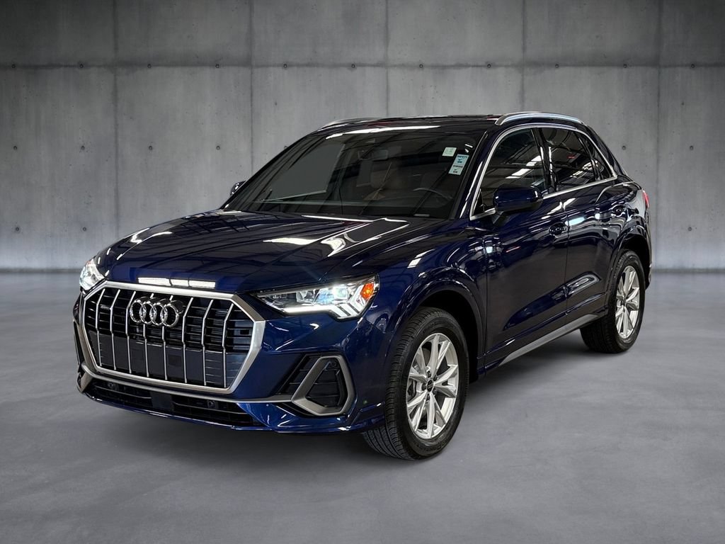 Certified 2025 Audi Q3 2.0T Premium w/ Convenience Package