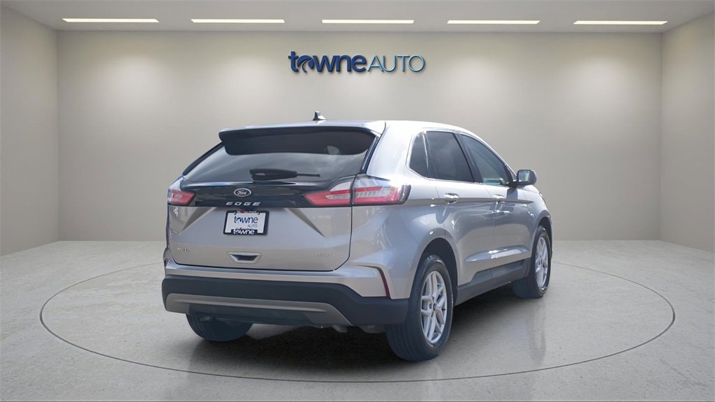 Used 2022 Ford Edge SEL image 5