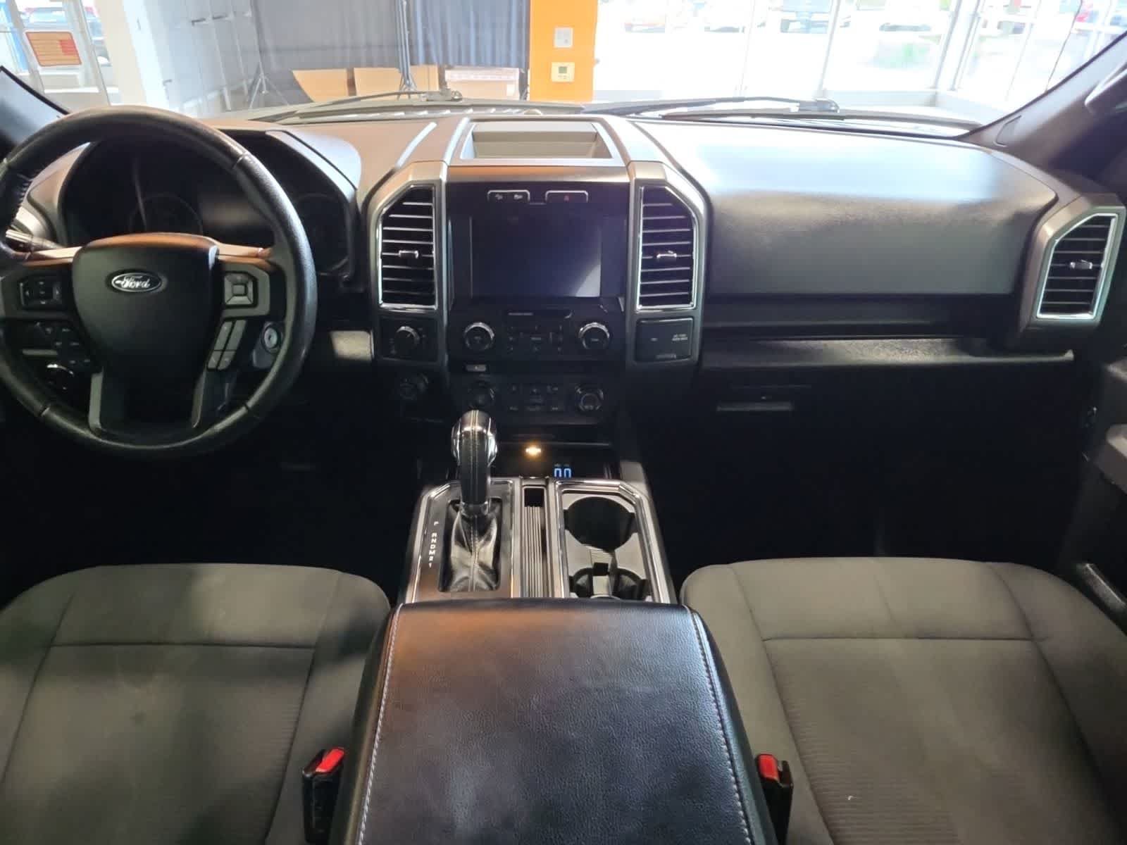 Used 2016 Ford F150 XLT w/ Equipment Group 302A Luxury AWD/4WD image 31