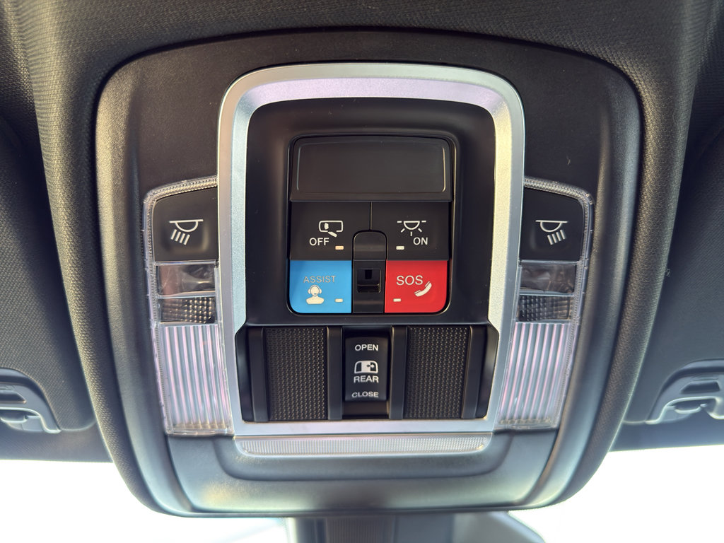 Used 2026 RAM 1500 Laramie AWD/4WD image 30