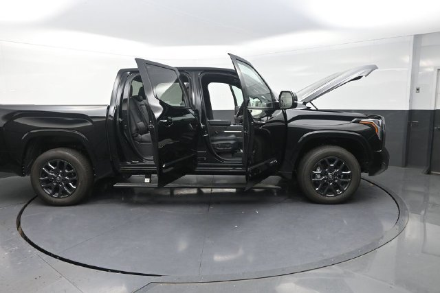 Used 2026 Toyota Tundra Platinum AWD/4WD image 46