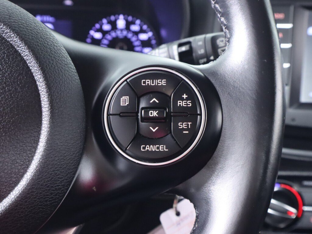 Used 2020 Kia Soul GT-Line FWD image 13