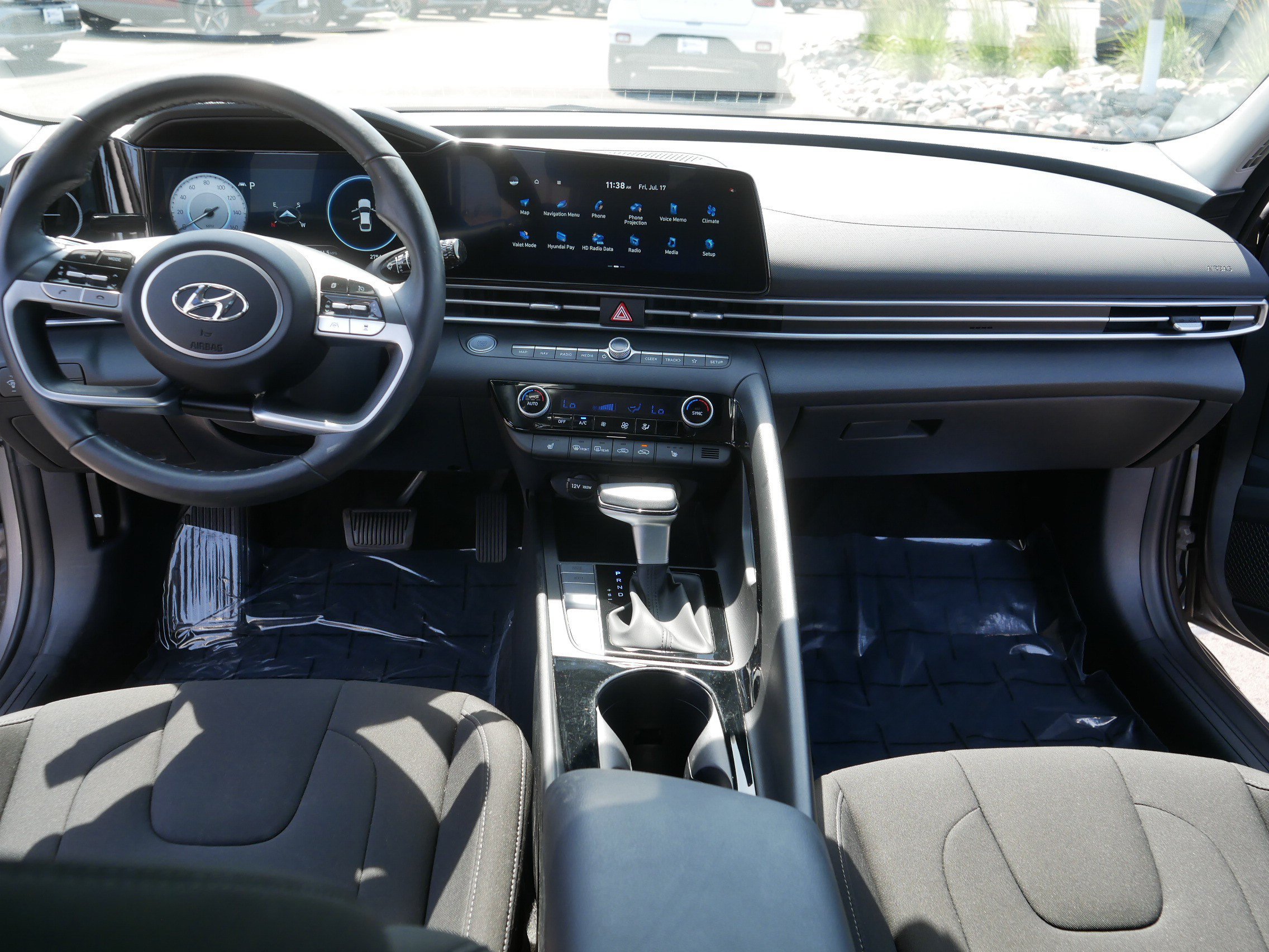 Used 2023 Hyundai Elantra SEL w/ Convenience Package FWD image 21