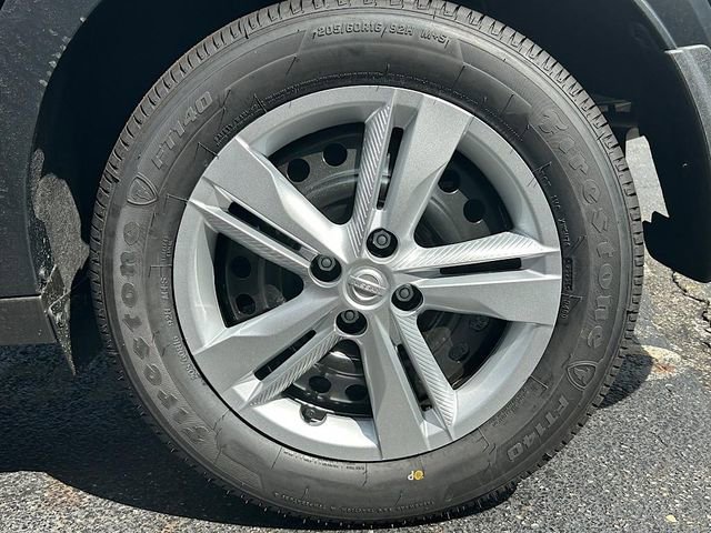 New 2025 Nissan Kicks Play S image 25