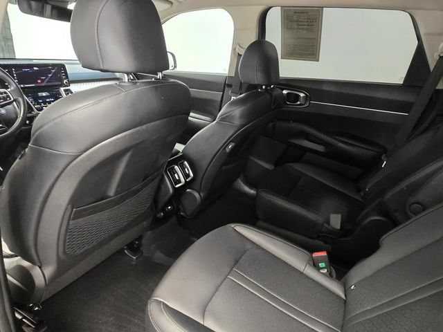 Used 2023 Kia Sorento EX FWD image 28