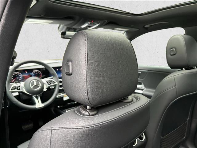 New 2026 Mercedes-Benz GLA 250 image 16