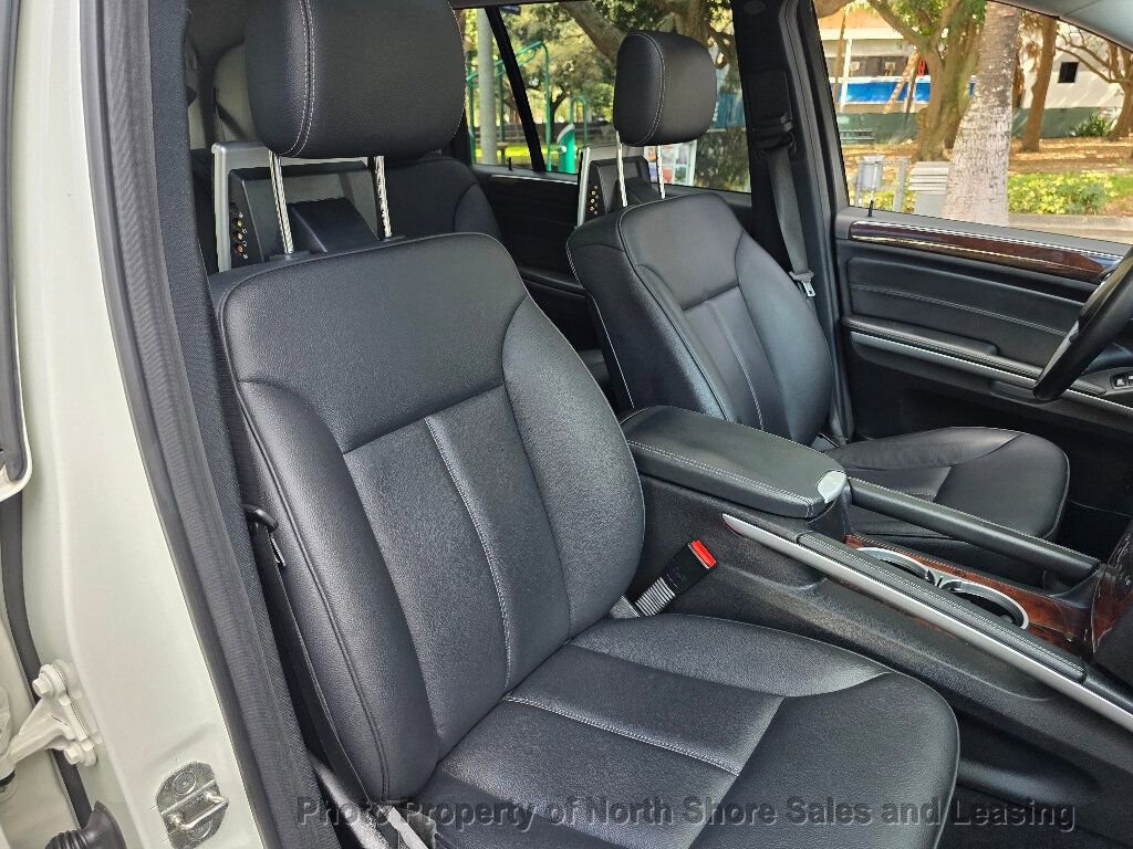 Used 2011 Mercedes-Benz GL 450 4MATIC image 15