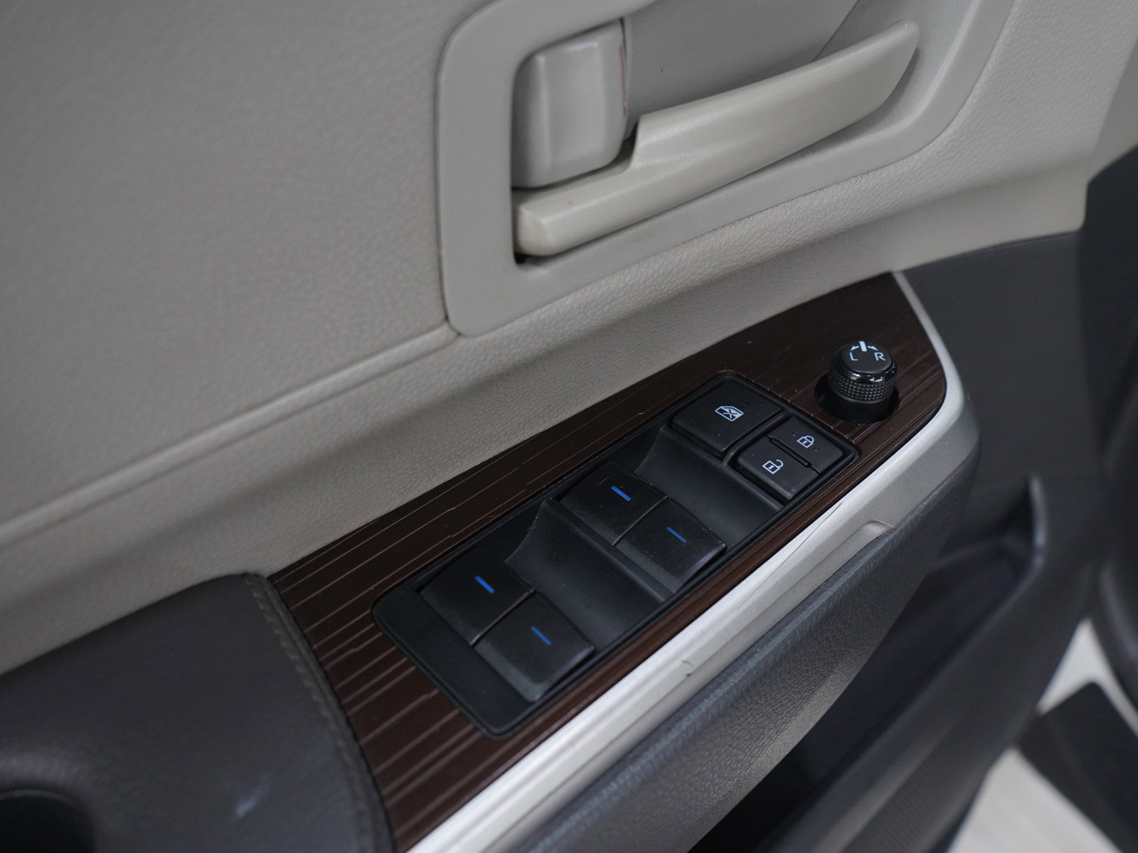 Used 2022 Toyota Sienna LE FWD image 20