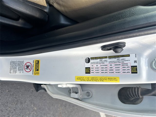 Used 2015 Toyota RAV4 XLE image 31