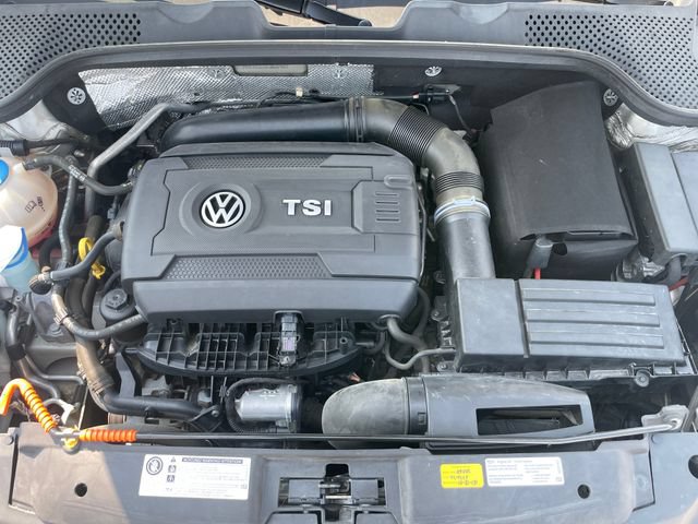 Used 2015 Volkswagen Beetle 1.8T FWD image 31