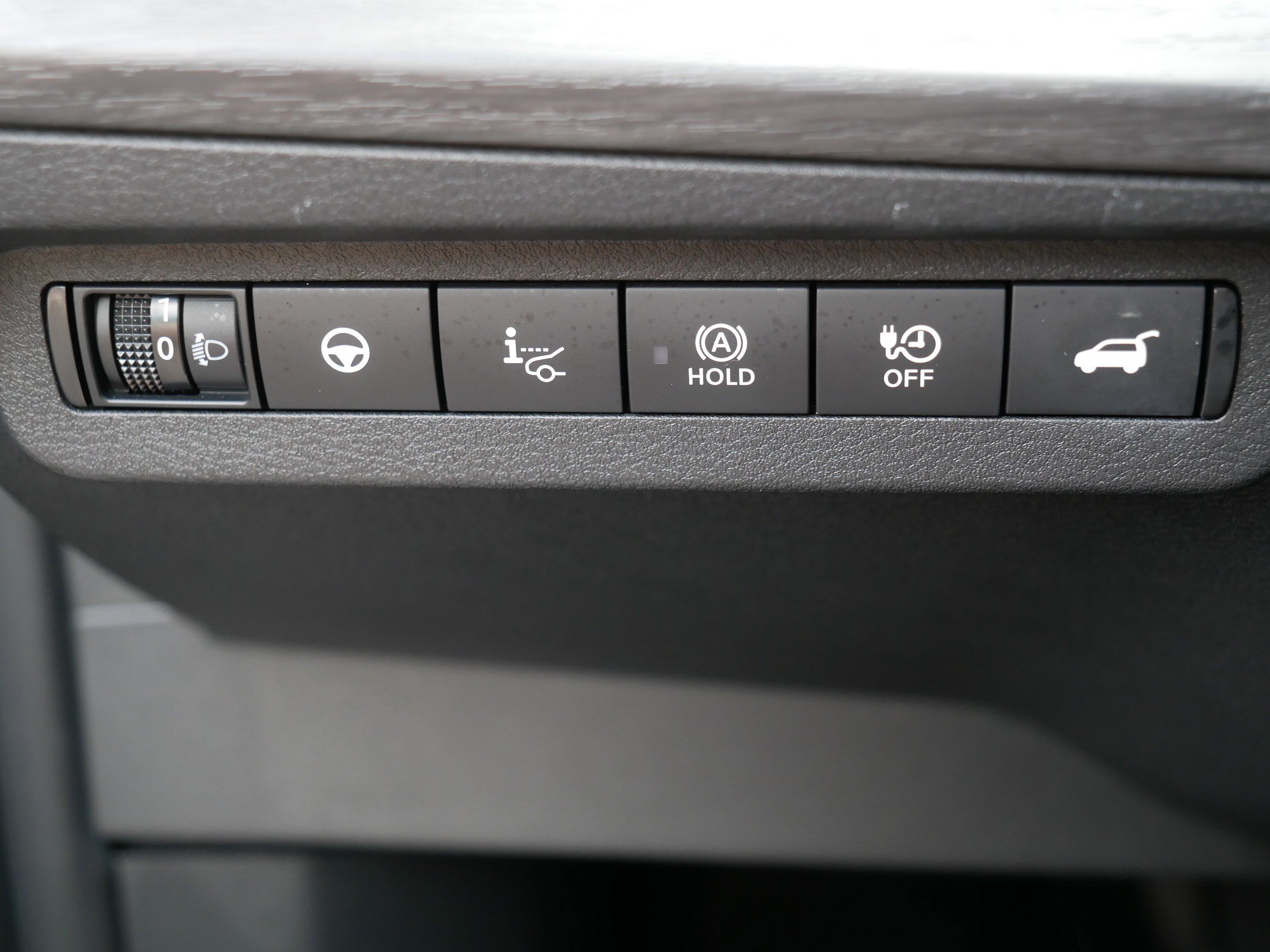 Certified 2023 Nissan Ariya AWD image 26