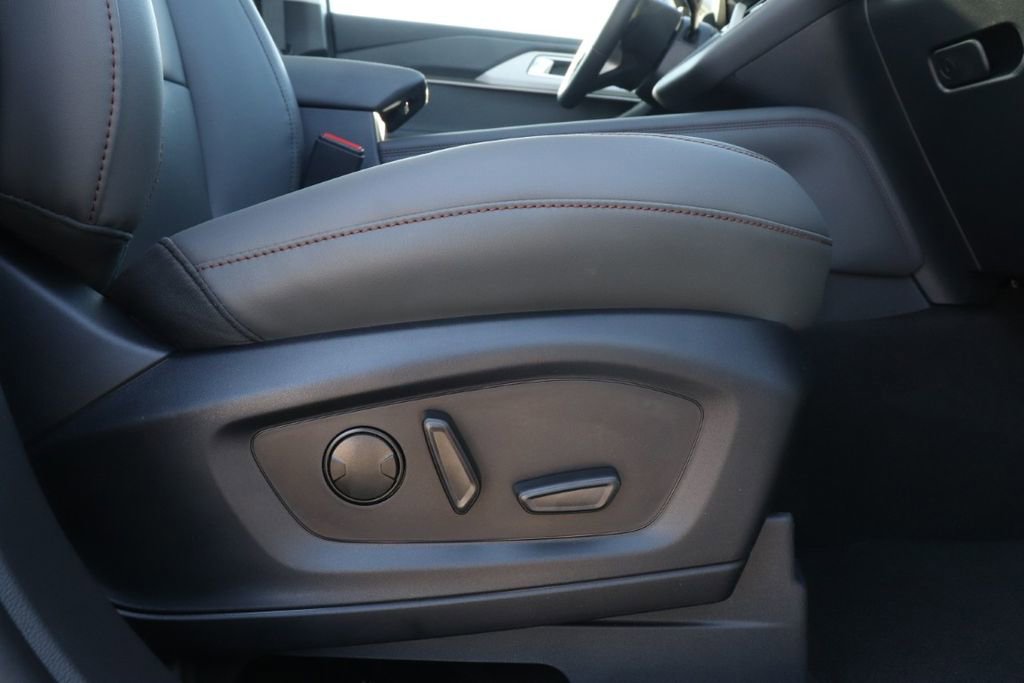 New 2026 Ford Explorer Active w/ Active Comfort Package image 47