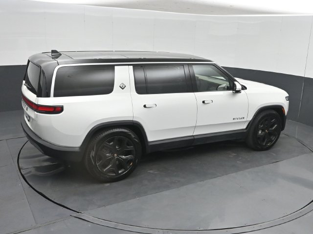 Used 2023 Rivian R1S Adventure Dual AWD/4WD image 43