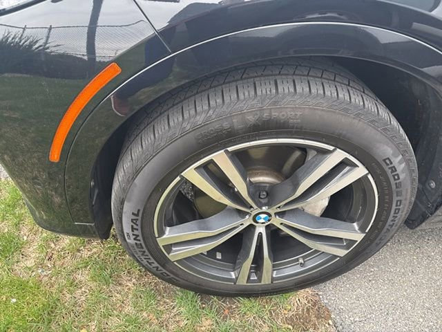 Used 2019 BMW X7 xDrive50i w/ M Sport Package image 15