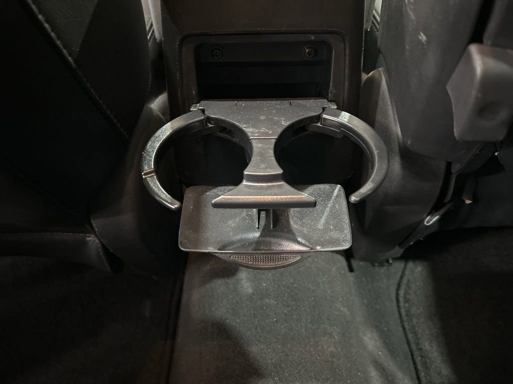 Used 2005 Pontiac Vibe AWD image 26