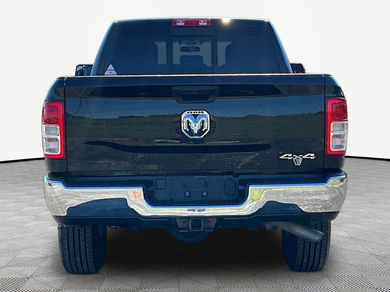 Used 2021 RAM 2500 Tradesman AWD/4WD image 5