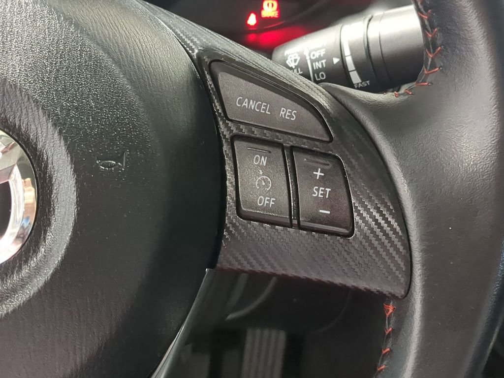 Used 2015 MAZDA MAZDA3 i Touring w/ Technology Package image 28