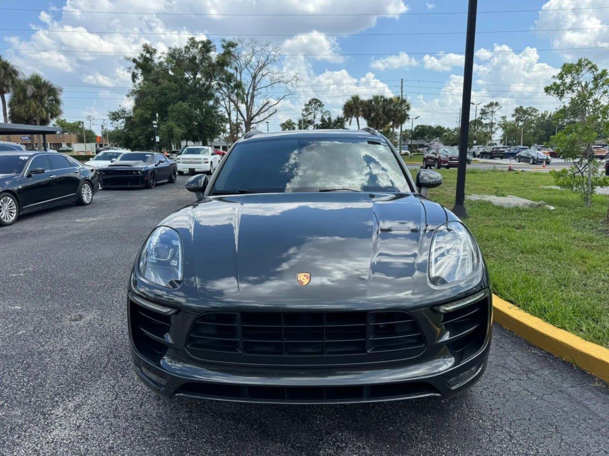 Used 2018 Porsche Macan GTS AWD/4WD image 2