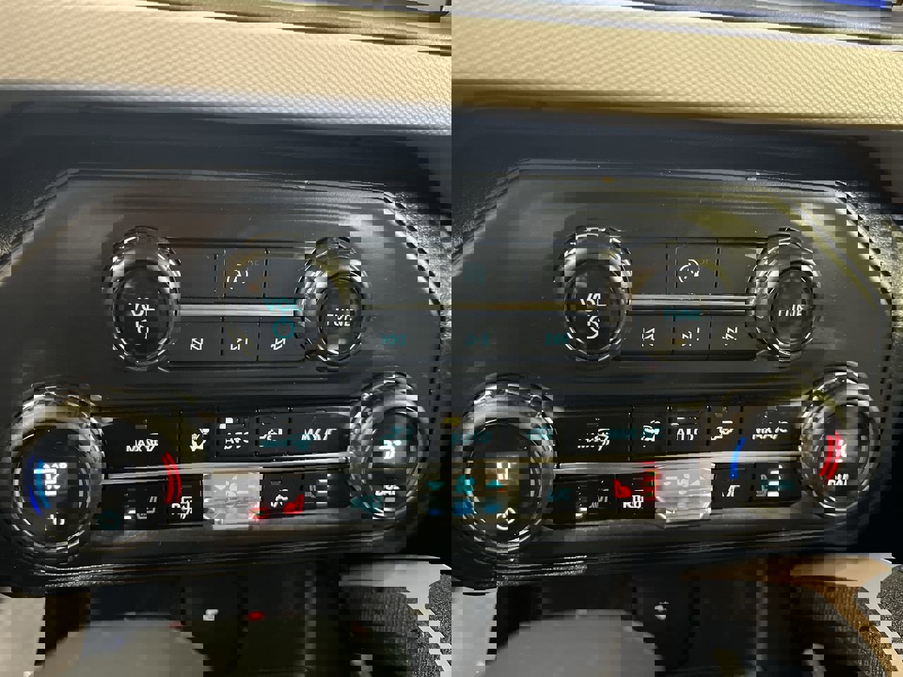 Certified 2024 Ford Bronco Big Bend image 18