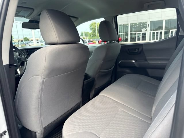 Certified 2020 Toyota Tacoma SR5 AWD/4WD image 31