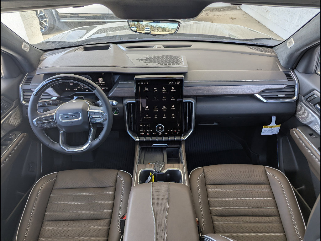 New 2026 GMC Acadia Denali Ultimate w/ LPO, Floor Liner Package image 17