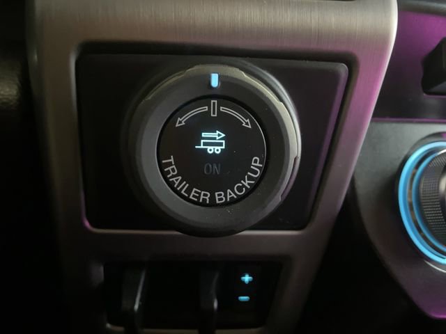 Used 2016 Ford F150 Platinum w/ Technology Package image 29